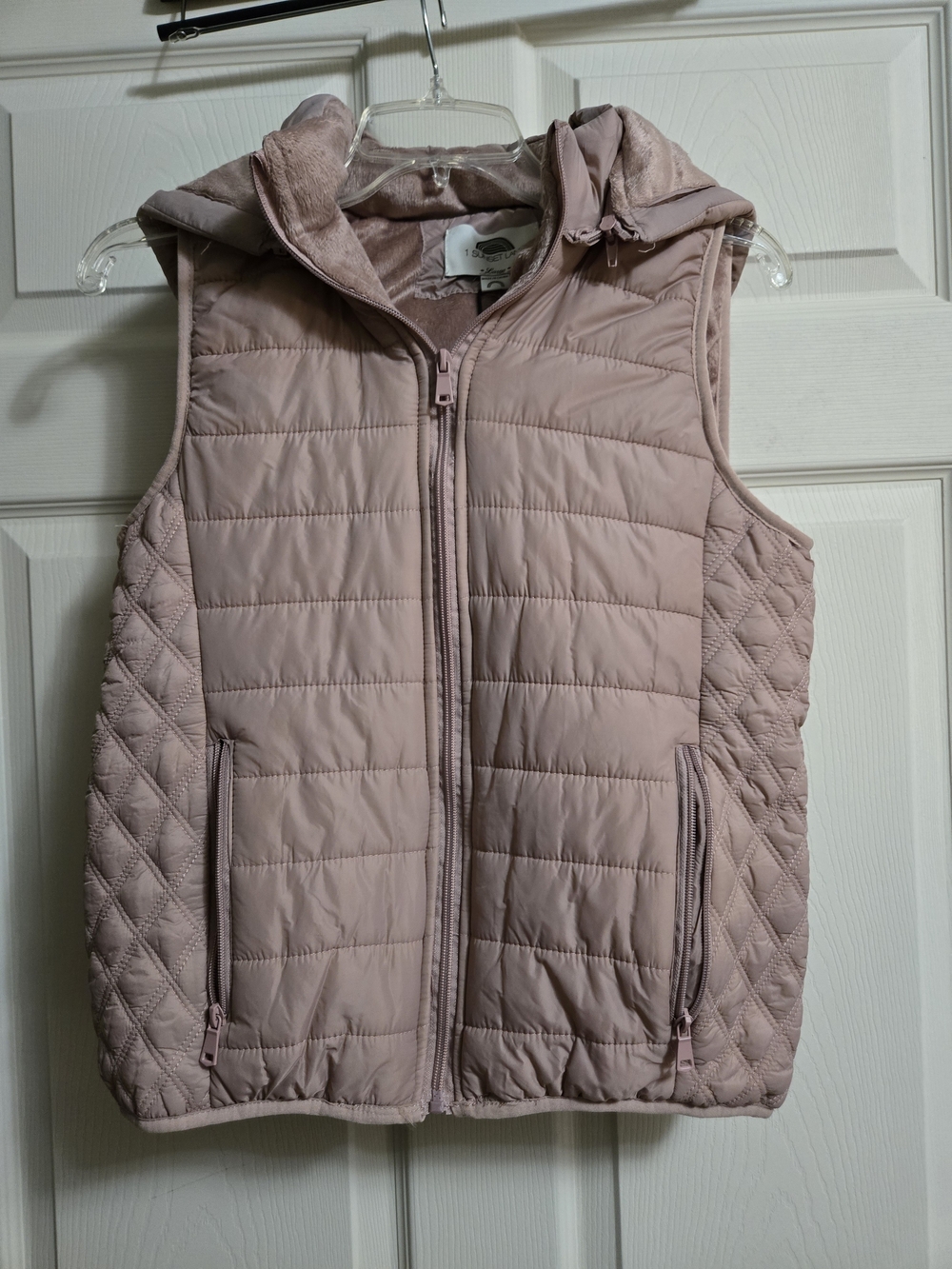 Quilted Hooded Puffer Vest - Dusty Pink